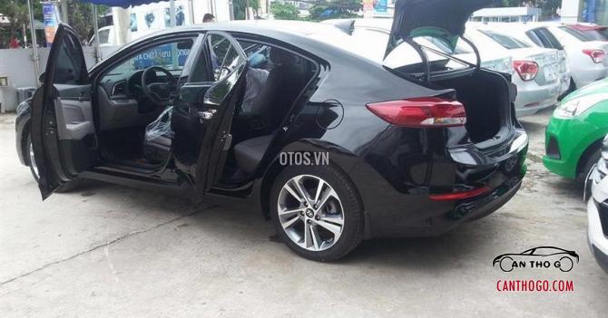 2017 HYUNDAI ELANTRA 1.6 MT