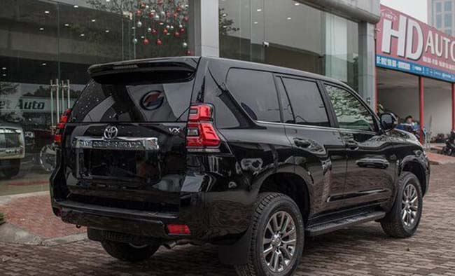 toyota land cruiser prado can tho duoi xe